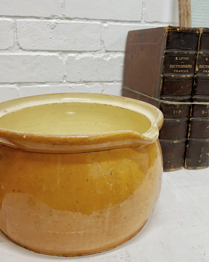 Antique French mustard glazed pot - La Casa by Importante