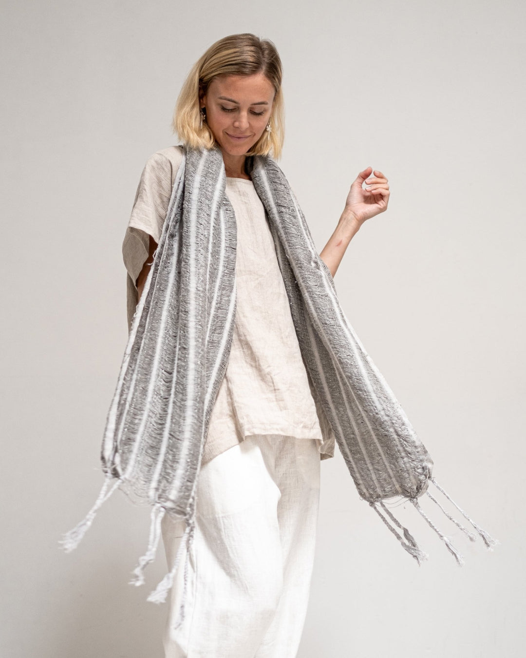 DOROTA HANDWOVEN SHAWL - La Casa by Importante