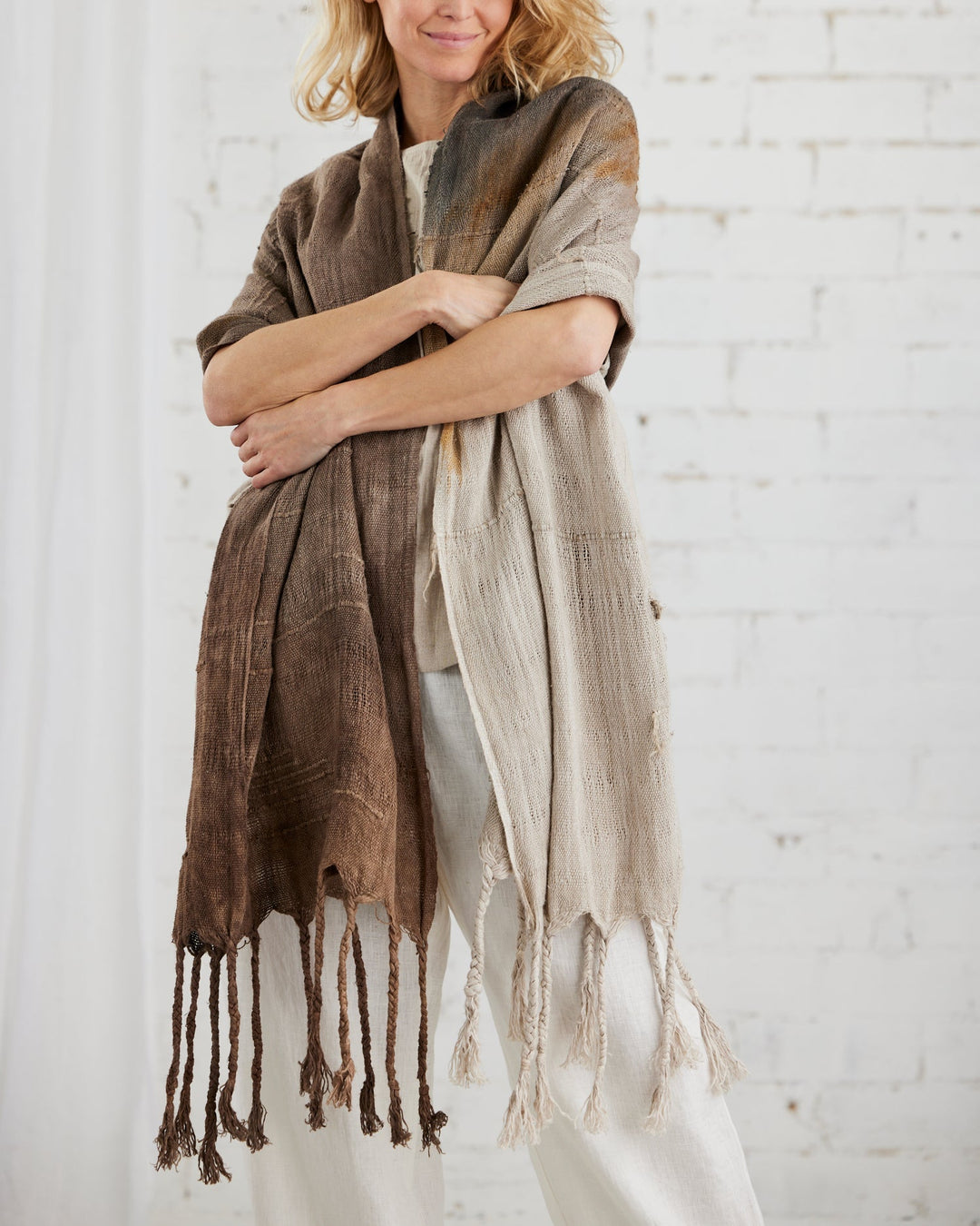 JUSTINA HANDWOVEN SCARF - La Casa by Importante