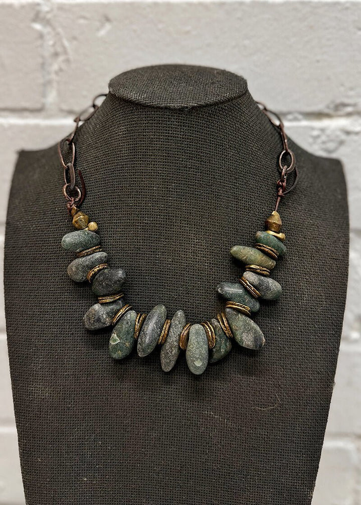 Old and rare Serpentine stones necklace - La Casa by Importante