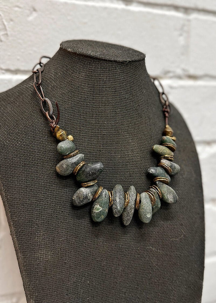 Old and rare Serpentine stones necklace - La Casa by Importante