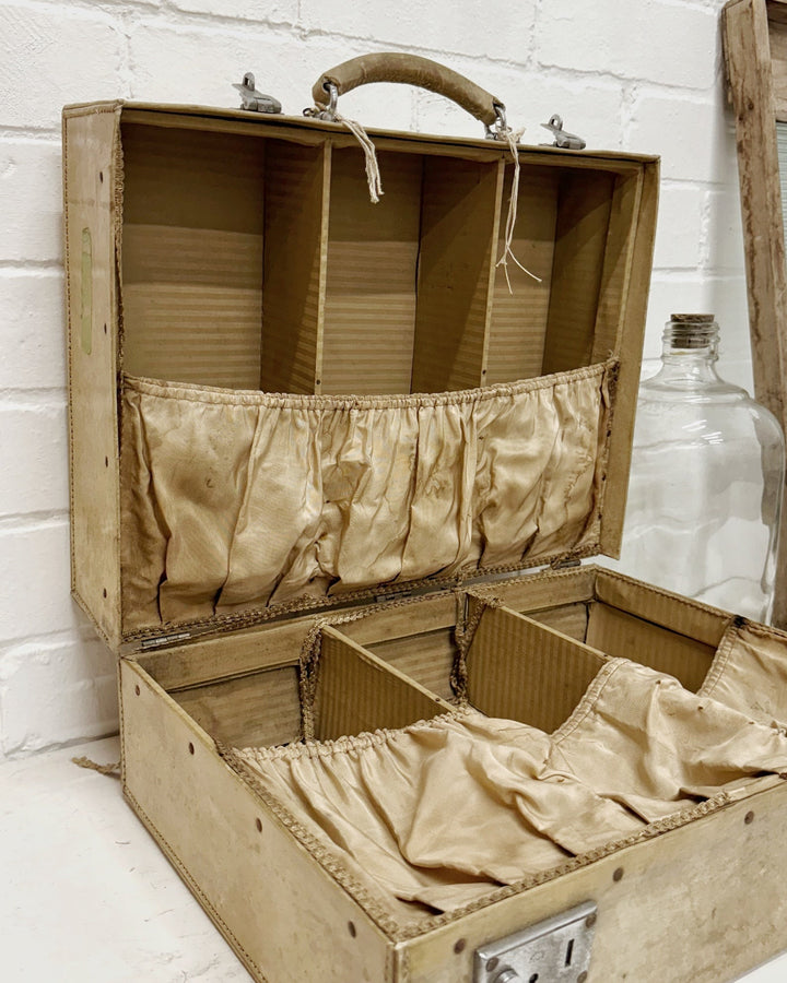 Vintage vellum shoe case - La Casa by Importante