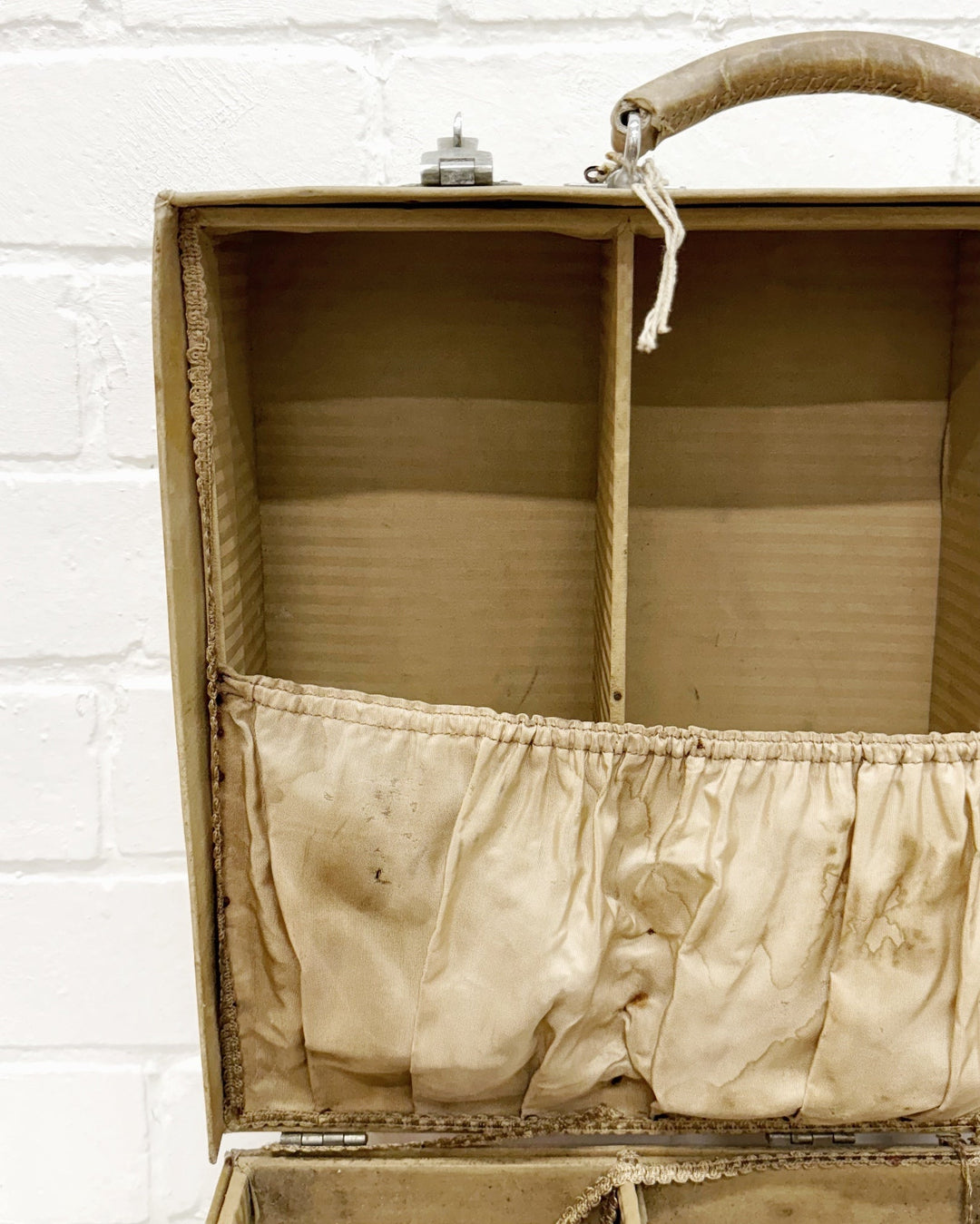 Vintage vellum shoe case - La Casa by Importante